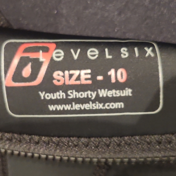 size 10 wetsuit - Picture 2 of 2